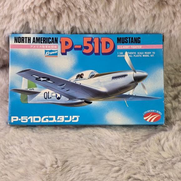 Crown Other - Crown 1/144 P-51D Mustang US Army Fighter Vintage Model Kit